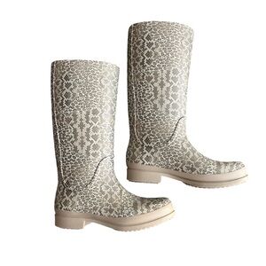 Crocs Women's Wellie Leopard Print Rain Boots SZ 9